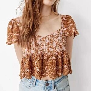American Eagle Floral Lace Ruffle sleeve babydoll cropped top XS